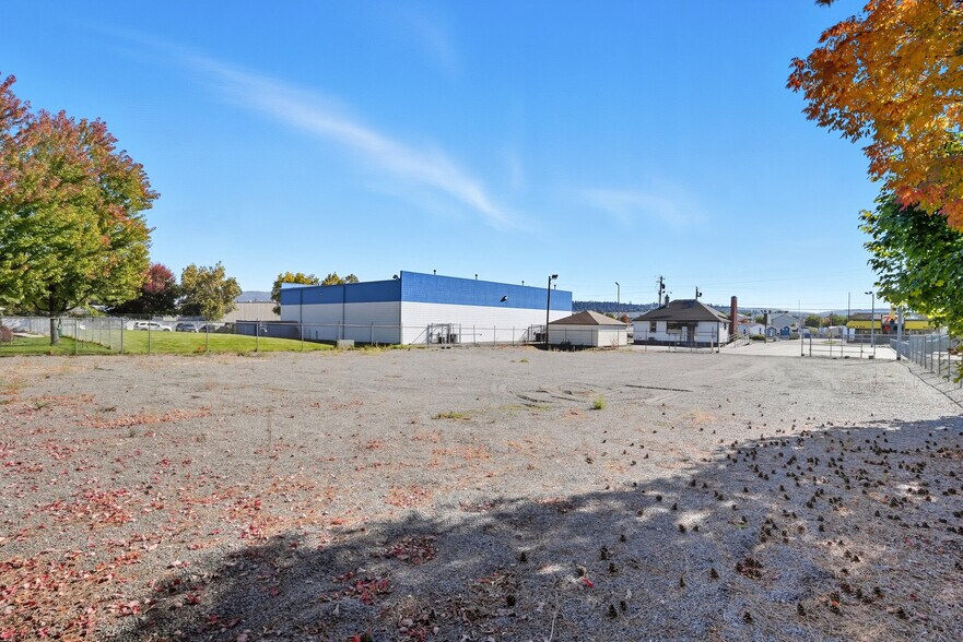 More Photos Of 15813 E Sprague Ave, Spokane Valley Land For Lease