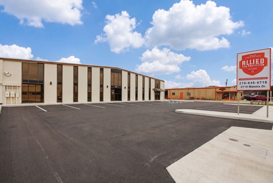 More Photos Of 2110 Mannix Dr, San Antonio Light Distribution For Sale