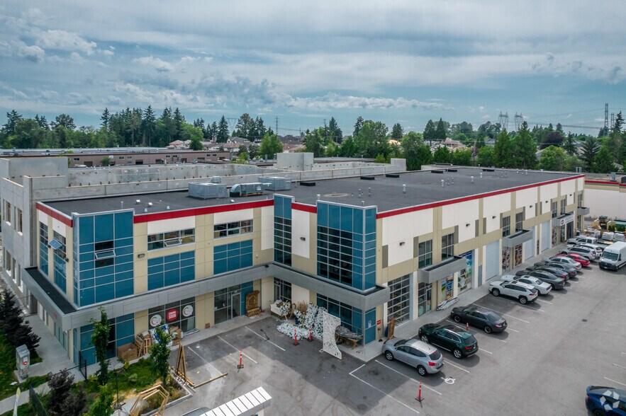 More Photos Of 7825 128 St, Surrey Warehouse For Lease