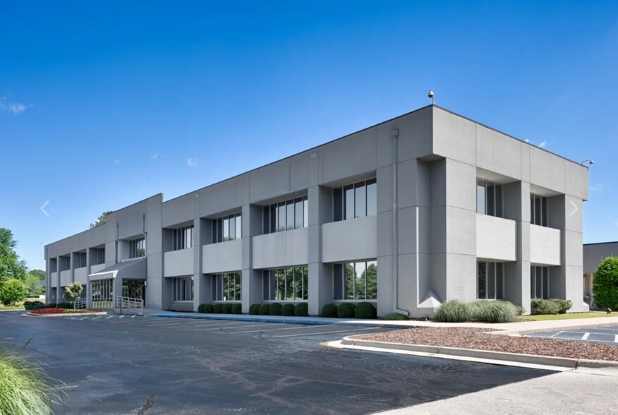 More Photos Of 555 Discovery Dr, Huntsville Office For Lease