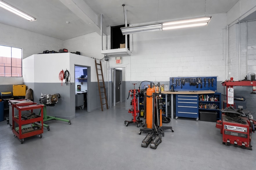 More Photos Of 2 Valley Place, Larchmont Industrial For Sale