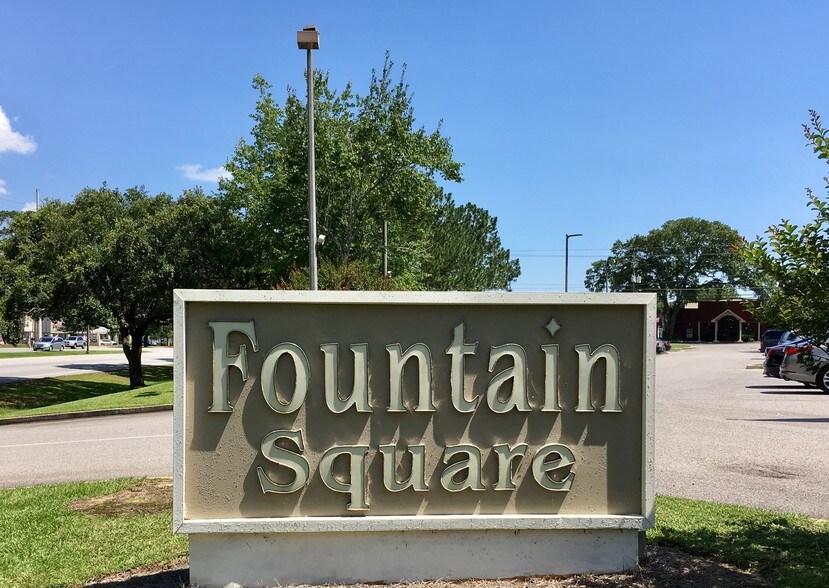 More Photos Of 2101 Hwy 98, Daphne Storefront For Lease