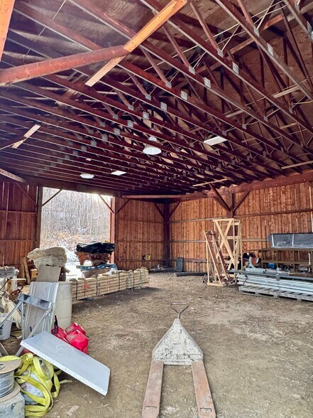 More Photos Of 600 N Old Steese Hwy, Fairbanks Warehouse For Sale