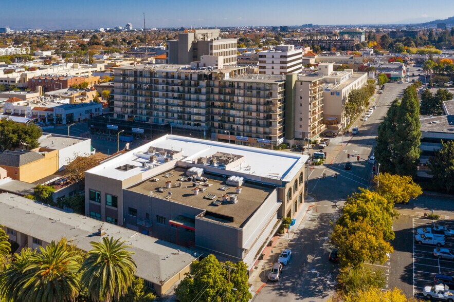 More Photos Of 12-20 N San Mateo Dr, San Mateo Medical For Lease