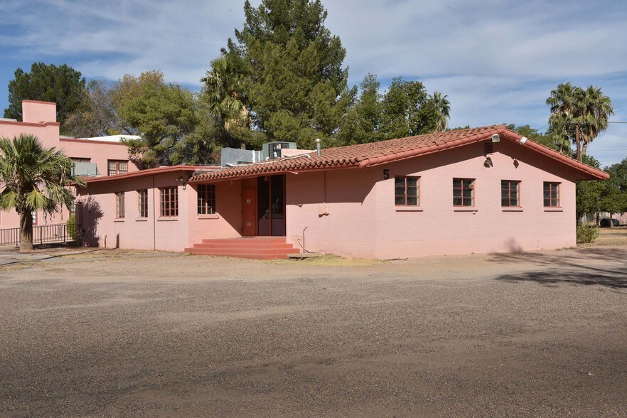 More Photos Of 2700 S 8th Ave, Tucson Medical For Sale