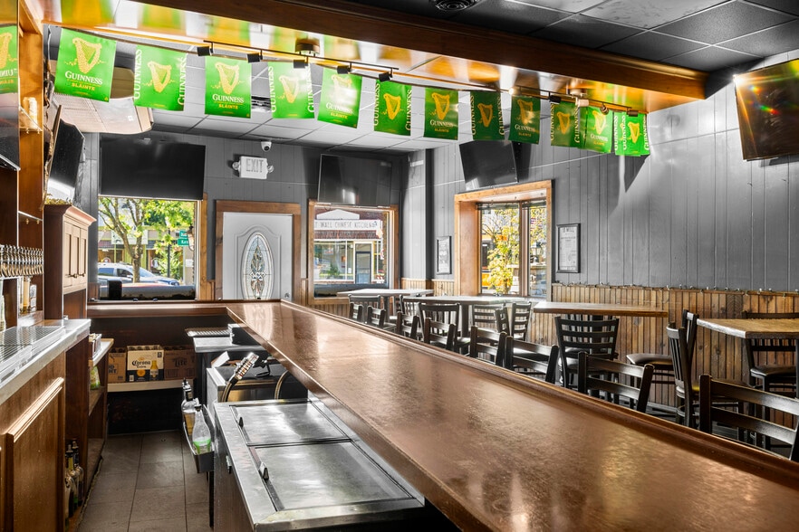 More Photos Of 367 Delaware Ave, Delmar Bar For Sale