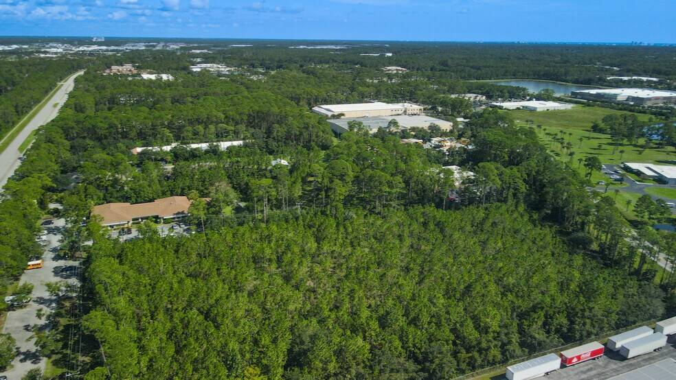 More Photos Of 325 N Williamson Blvd, Daytona Beach Office For Lease