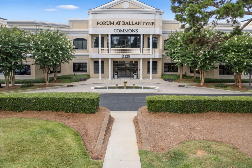 More Photos Of 11220 Elm Ln, Charlotte Office For Lease