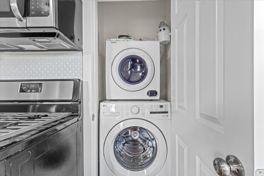 More Photos Of 816 Collings Ave, Collingswood Apartments For Sale
