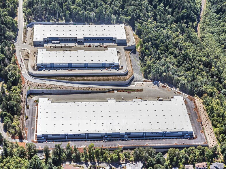 More Photos Of 5900 36th Ave W, Everett Manufacturing For Lease