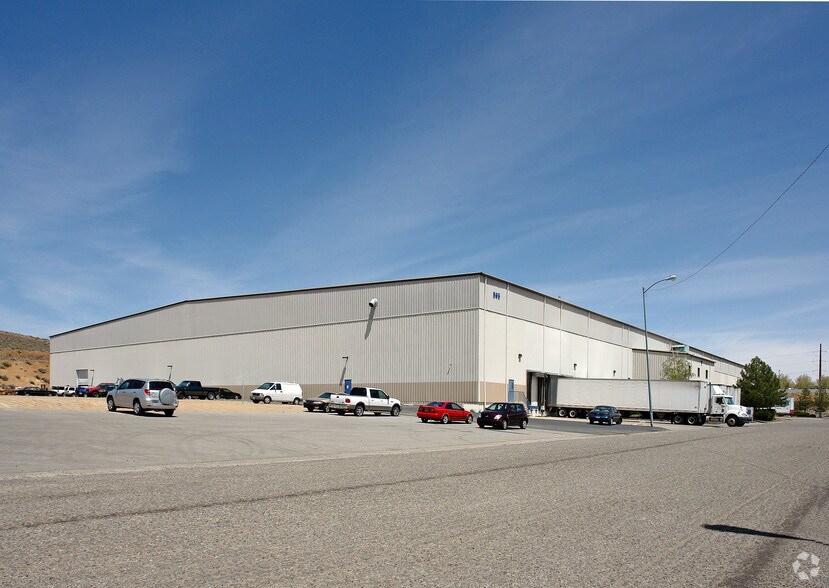 More Photos Of 365 Parr Cir, Reno Warehouse For Lease