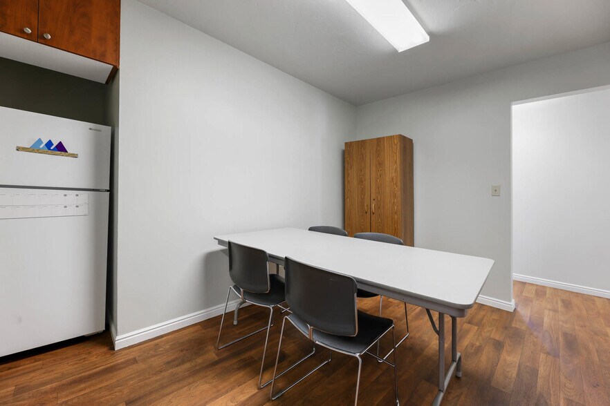 More Photos Of 7706 S Locust St, Midvale Office For Sale