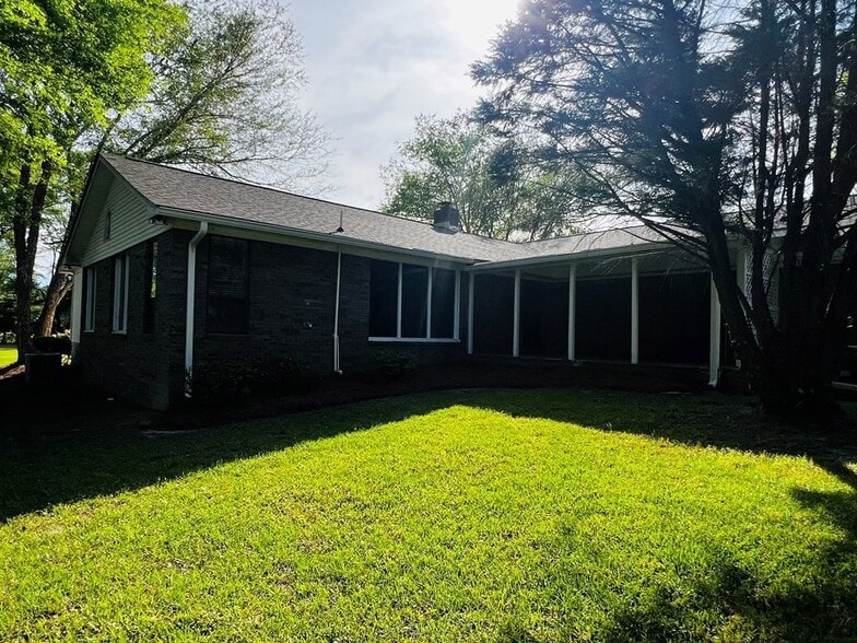 More Photos Of 4043 County Road 110, Shubuta Assisted Living For Sale