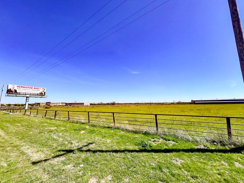 More Photos Of 4901 Eagle Pass Rd, Abilene Warehouse For Sale