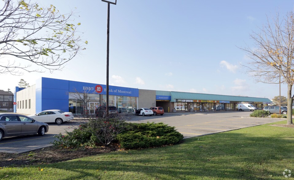 More Photos Of 910 Queenston Rd, Hamilton Service Station For Lease