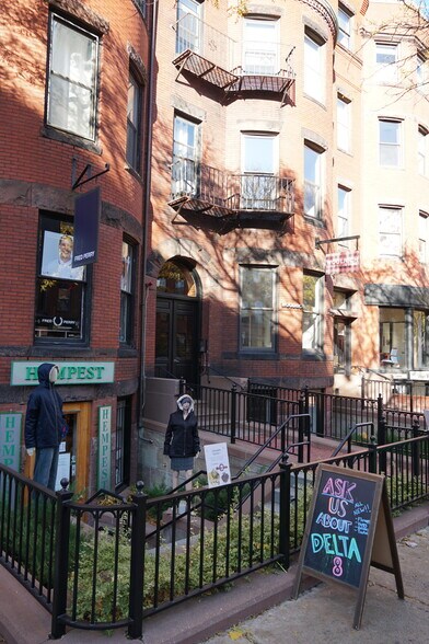 More Photos Of 299 Newbury St, Boston Apartments For Lease