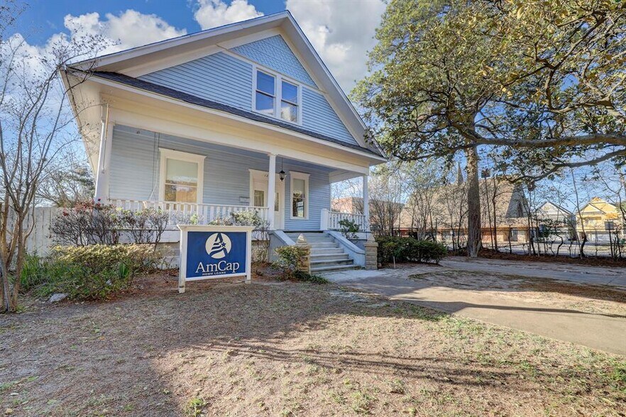 Primary Photo Of 1229 Heights Blvd, Houston Loft Creative Space For Lease