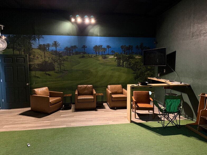 More Photos Of 2764-2808 W 14000 S, Bluffdale Showroom For Lease