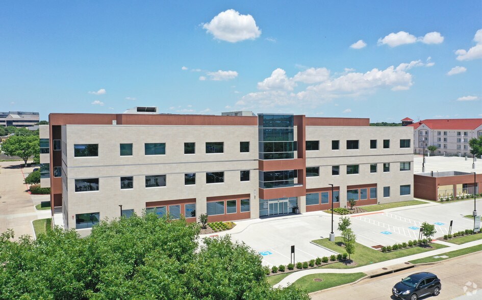 More Photos Of 4825 Alliance Blvd, Plano Medical For Lease