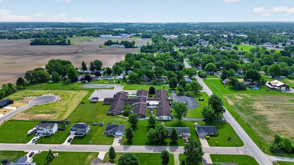 More Photos Of 1529 W Lancaster St, Bluffton Rehabilitation Center For Sale