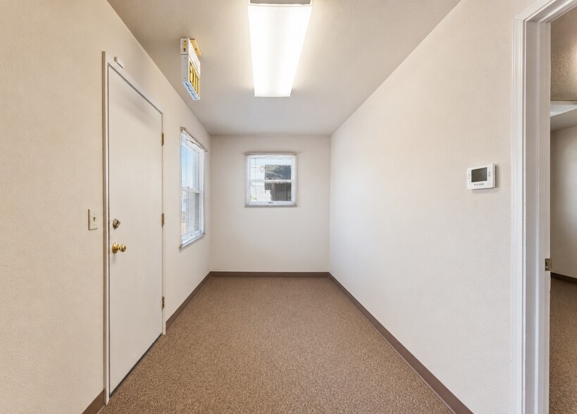 More Photos Of 235 W Pueblo St, Reno Research And Development For Sale