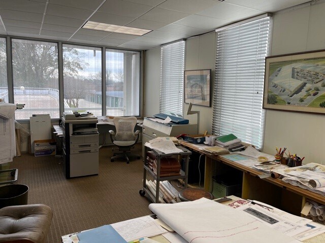More Photos Of 6554 Florida Blvd, Baton Rouge Office For Lease
