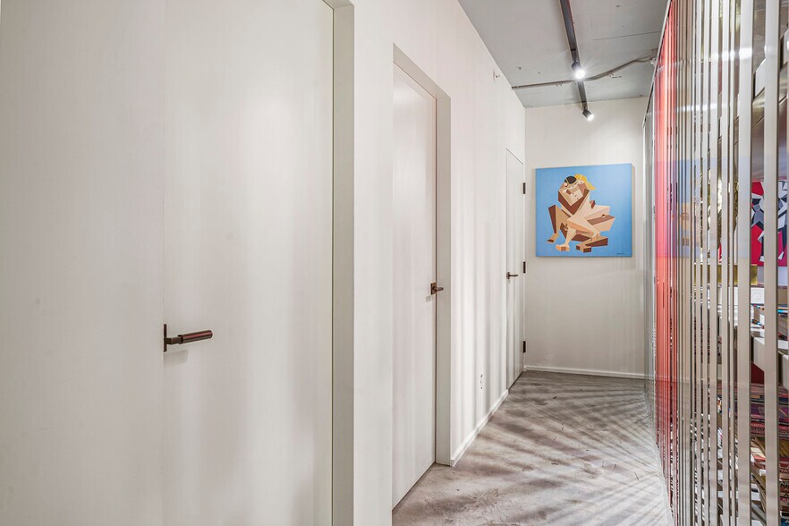 More Photos Of 888 Biscayne Blvd, Miami Apartments For Lease