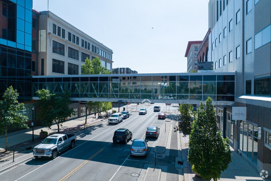 More Photos Of 221 3rd Ave SE, Cedar Rapids Office For Lease