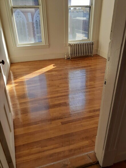 More Photos Of 112 School St, Clinton Multifamily For Sale
