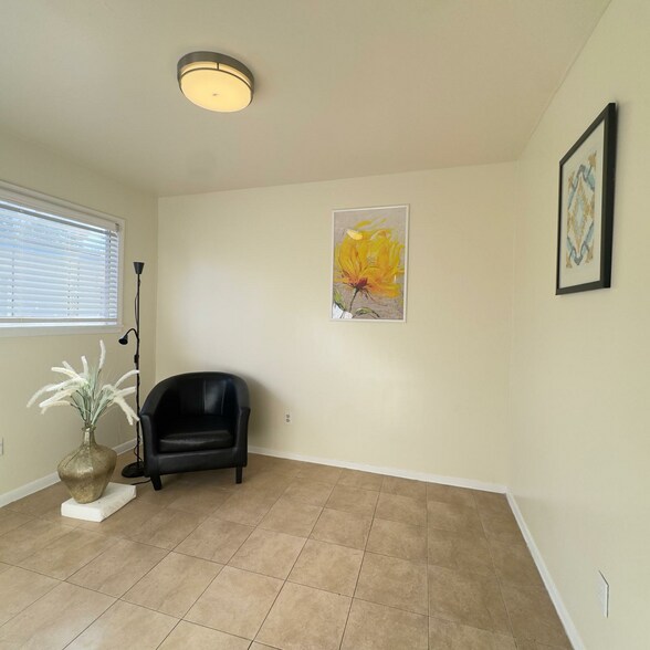 More Photos Of 4742 Yale St, Houston Apartments For Sale