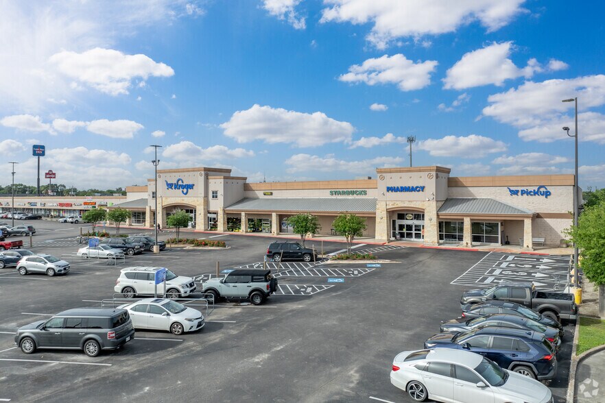 More Photos Of 3400-3410 Gulf Freeway, Dickinson Unknown For Lease