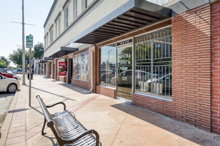 More Photos Of 101 N L St, Dinuba Storefront For Sale
