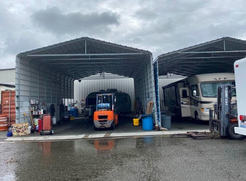 More Photos Of 12218 Highway 99, Everett Auto Dealership For Sale