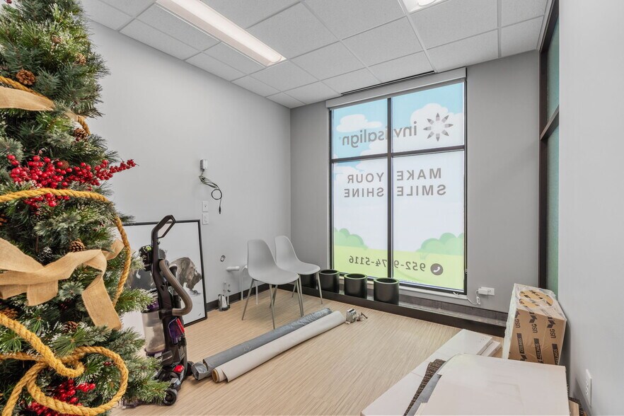 More Photos Of 18389 Orchard Trl, Lakeville Medical For Lease