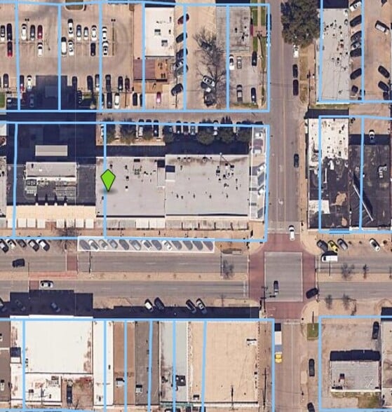 More Photos Of 300-308 W Jefferson Blvd, Dallas Storefront For Lease