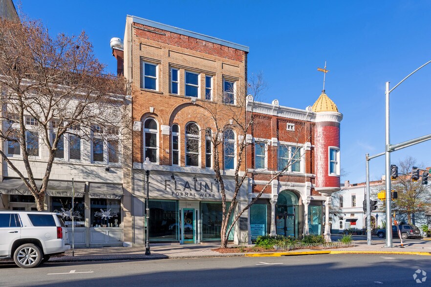 More Photos Of 134 N Patterson St, Valdosta Storefront Retail Office For Sale