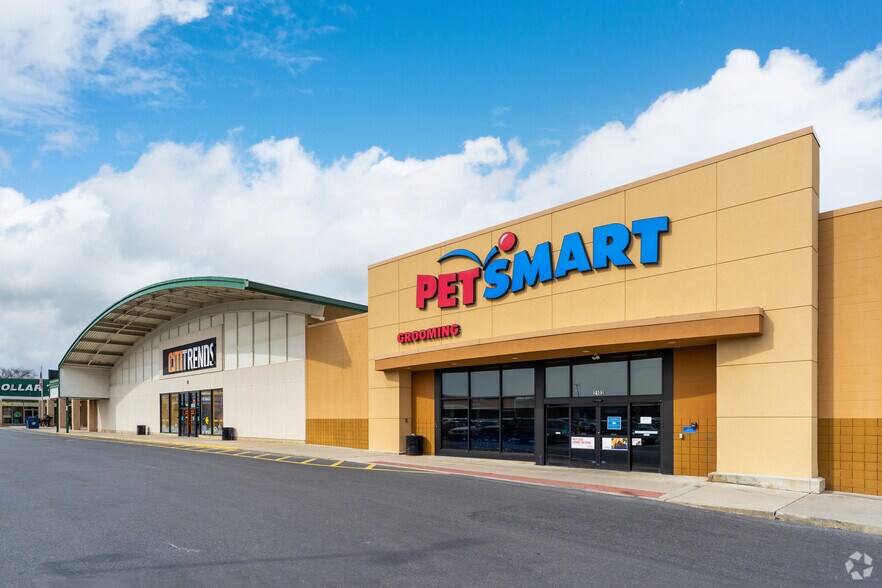 More Photos Of 1015 Club Ave, Bethlehem Unknown For Sale