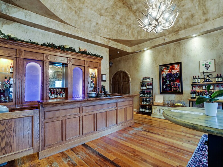 More Photos Of 2087 Broadway, Grand Junction Specialty For Sale