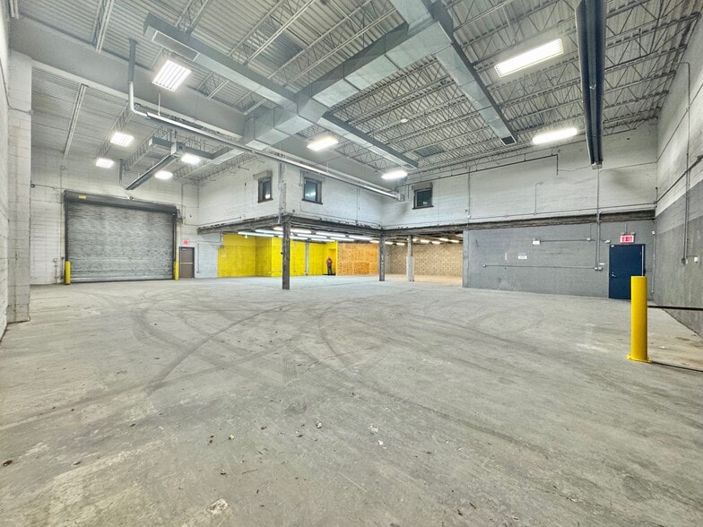 More Photos Of 130 Sheridan Blvd, Inwood Warehouse For Sale