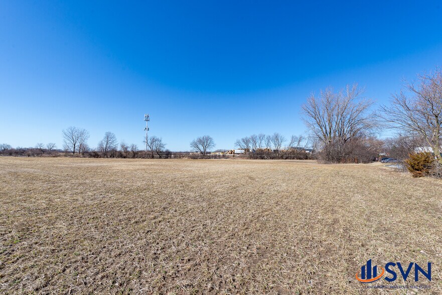 More Photos Of 31 W 255 Roosevelt Rd, West Chicago Land For Sale