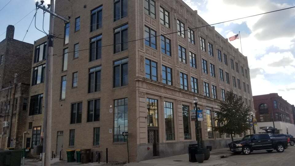 More Photos Of 201 S Broadway Ave, Albert Lea Loft Creative Space For Lease