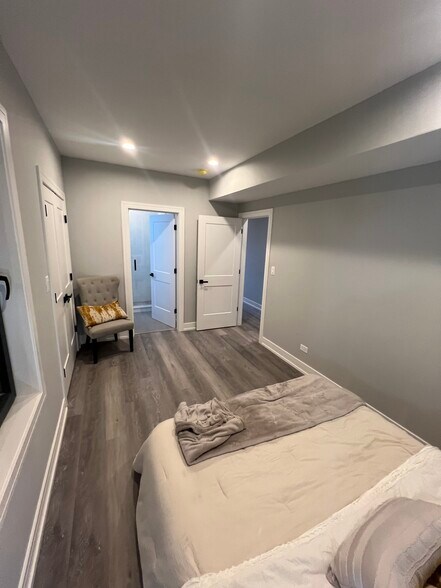 More Photos Of 5416 W Belmont Ave, Chicago Apartments For Sale