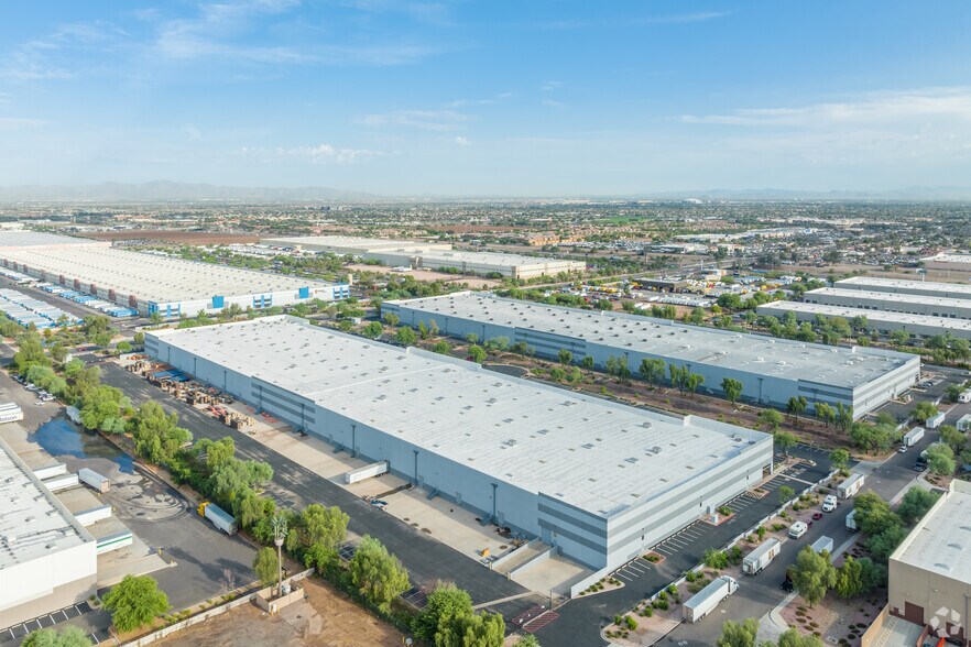 More Photos Of 601 N 75th Ave, Phoenix Manufacturing For Lease
