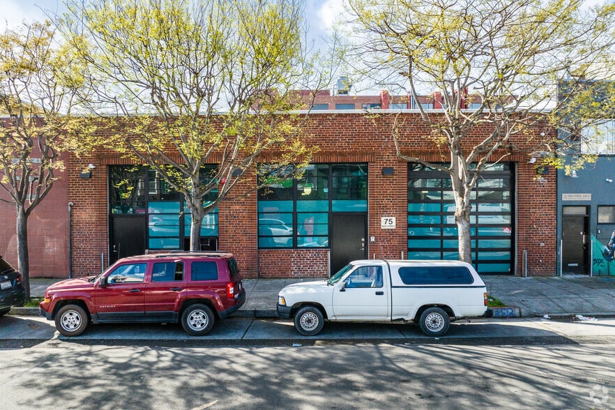 Primary Photo Of 75 14th St, San Francisco Light Distribution For Lease