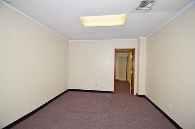 More Photos Of 30 S Ocean Ave, Freeport Loft Creative Space For Lease
