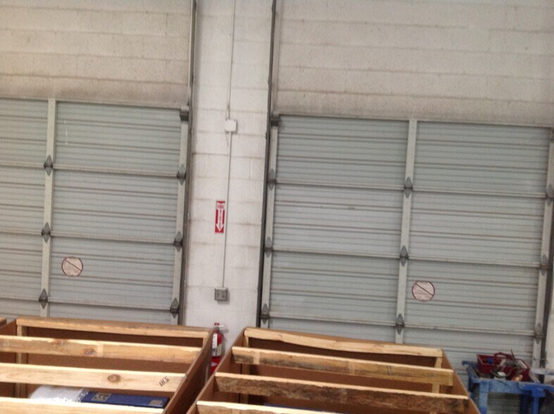 More Photos Of 4120 E Madison St, Phoenix Warehouse For Lease