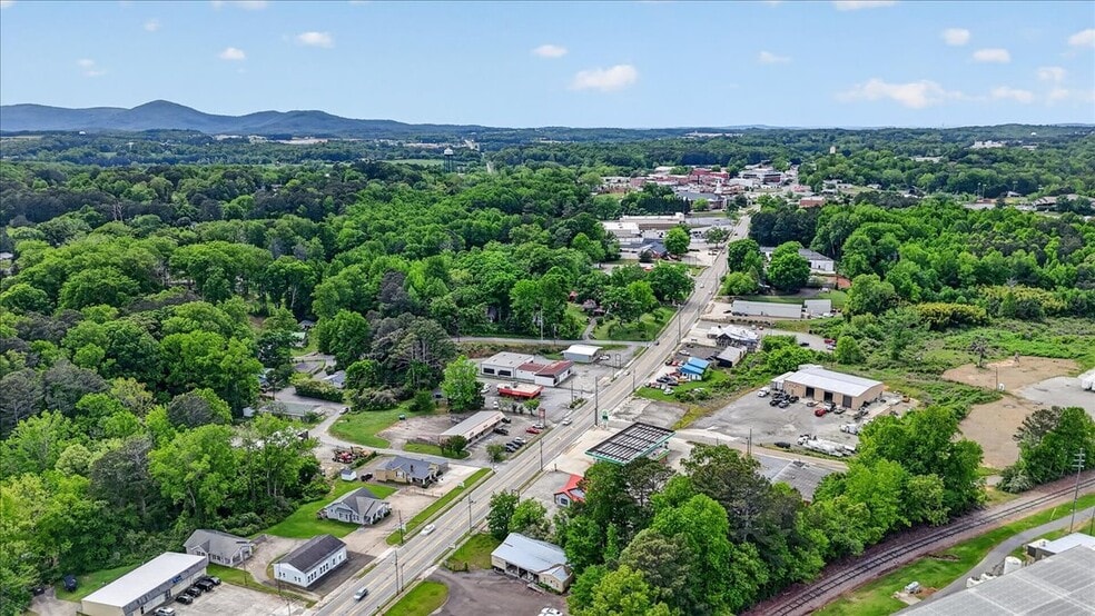 More Photos Of 79 Jones St, Jasper Warehouse For Sale