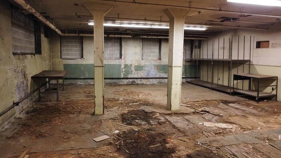 More Photos Of 813 N 4th St, Allentown Warehouse For Sale