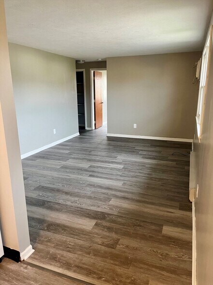 More Photos Of 115 Willow St, Lockport Multifamily For Sale