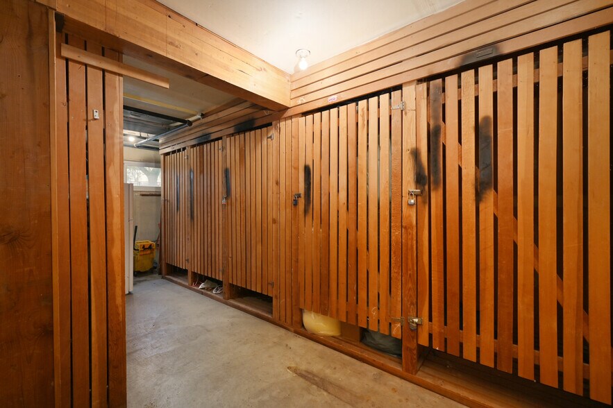 More Photos Of 8630 Rainier Ave S, Seattle Multifamily For Sale